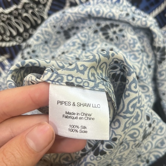 Veronica Beard Woman’s Blue Printed Silk Top Size 4 - Picture 5 of 5